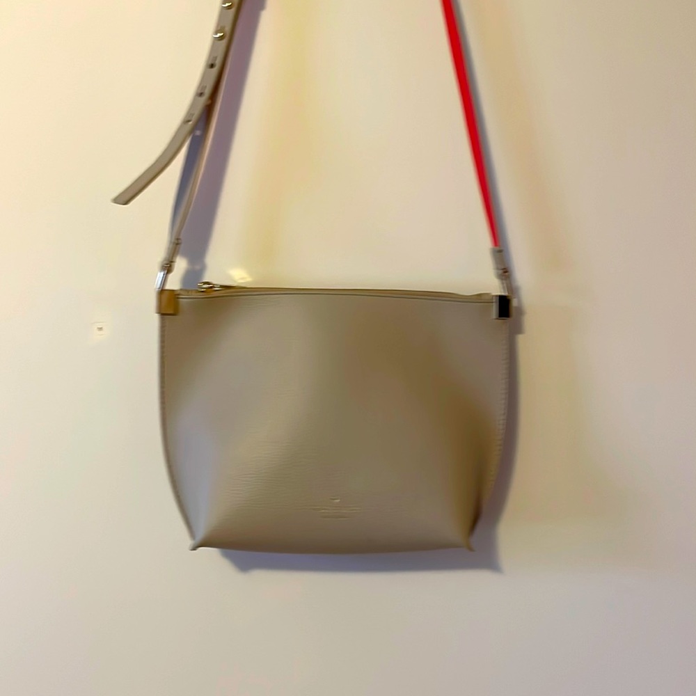 KATE SPADE ♠️ AMAZING 🤩 BEIGE MILKY CROSSBODY BAG 💼